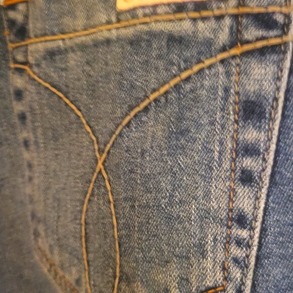 Y2K Calvin Klein Straight Leg Mid-Rise Jeans, Medium Wash - Size 8 - Picture 6 of 7